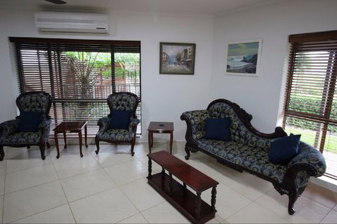 3 Bedroom Holiday House - Accommodation 4U 2